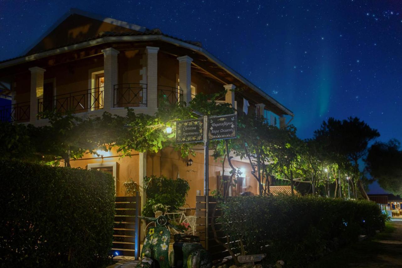Christinas Apartments Ágios Matthaíos Kültér fotó