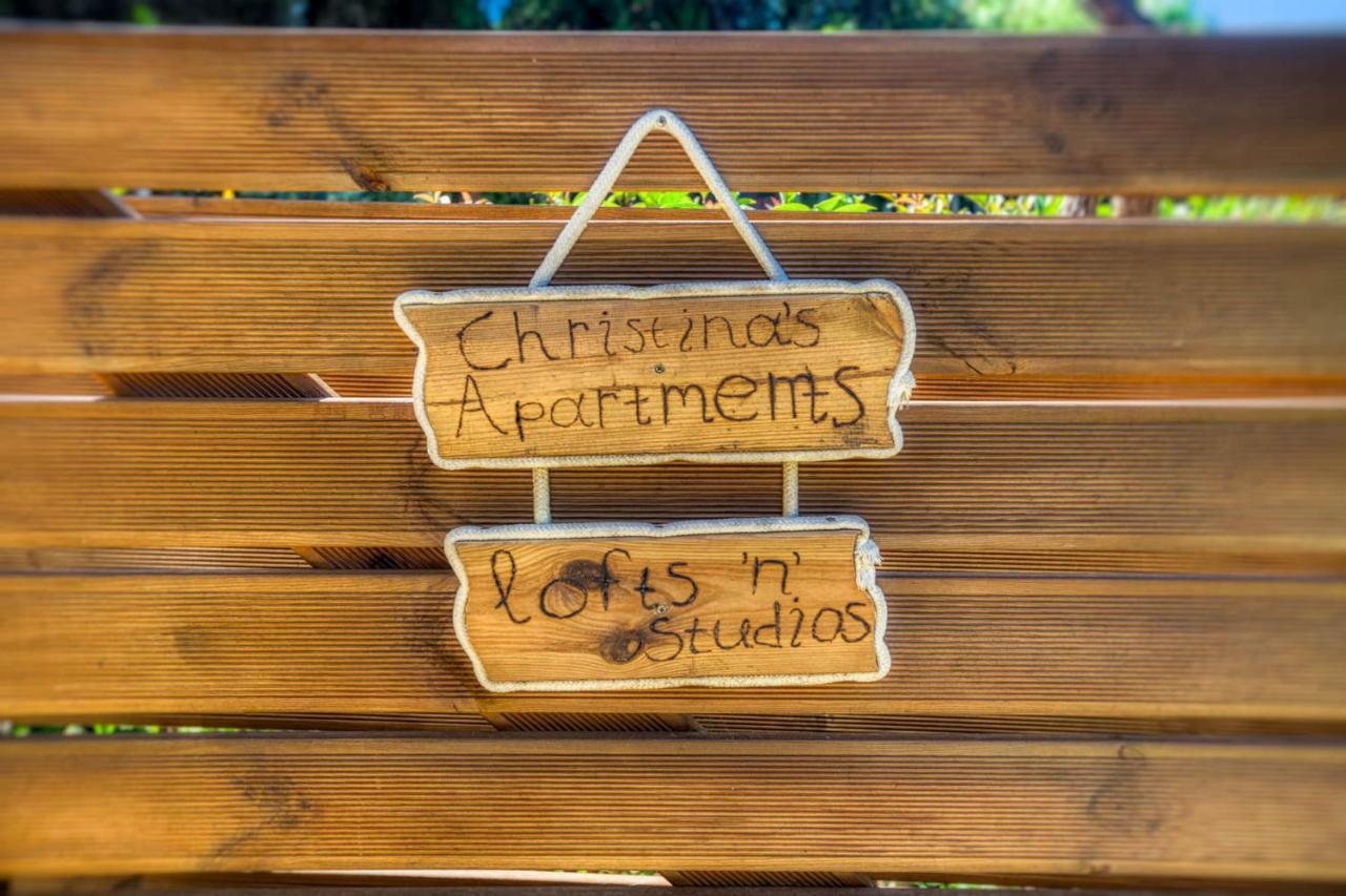 Christinas Apartments Ágios Matthaíos Kültér fotó